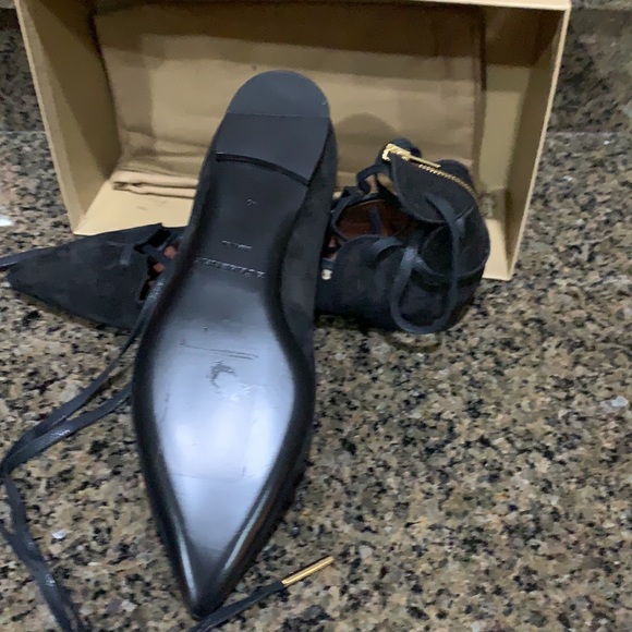 Burberry Scalloped hiles flats NIB - Picture 5 of 6